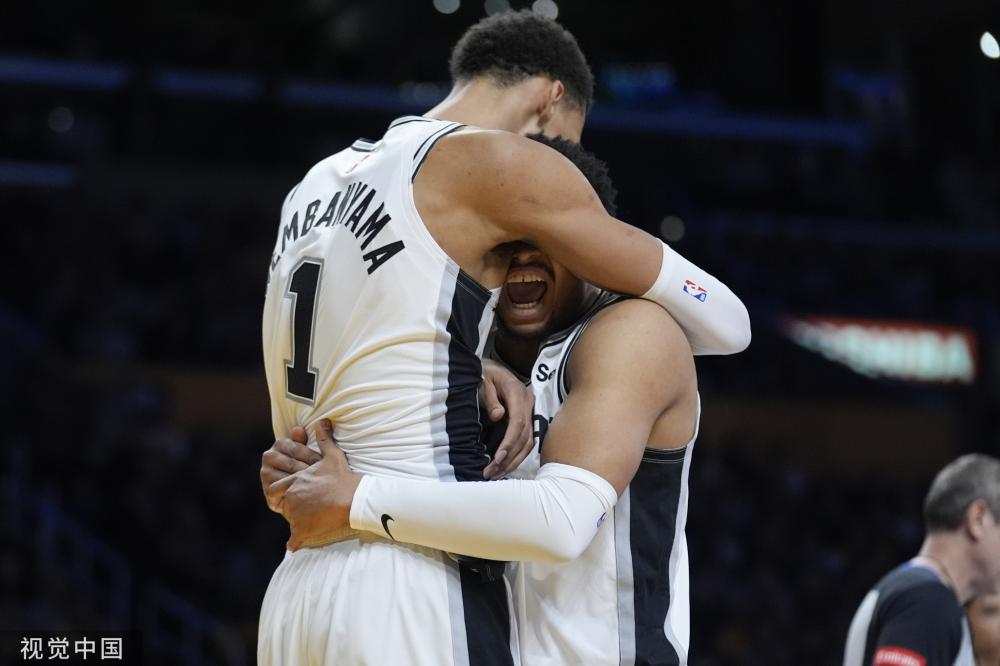 中国队在首 中国队在首